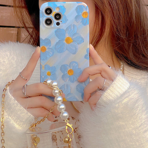 iPhone 12 Phone Case with Daisy Flower Design - Easy Gadgets