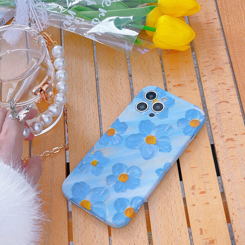 iPhone 12 Phone Case with Daisy Flower Design - Easy Gadgets